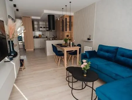 Silvia Karolinki 78 Apartmán *