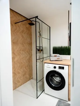 Silvia Karolinki 78 * Gliwice