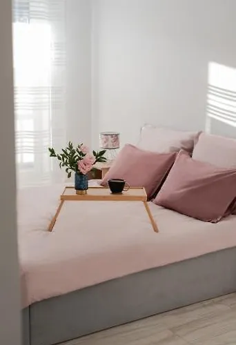 Silvia Karolinki 78 *